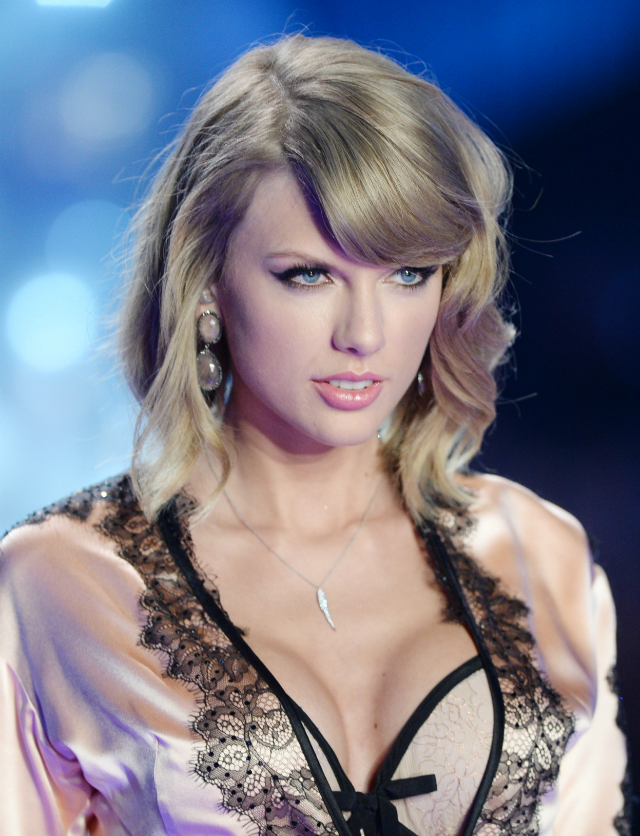 Get Taylor Swift’s sexy 