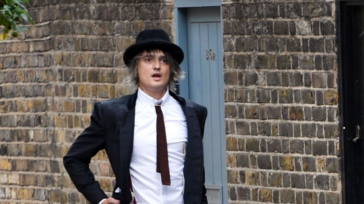 Pete Doherty 2021 / Libertines star Pete Doherty banned from driving
