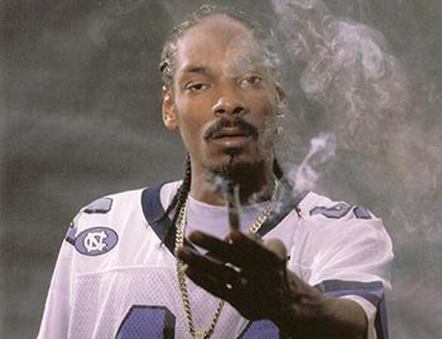 Snoop-Dogg-weed-121012