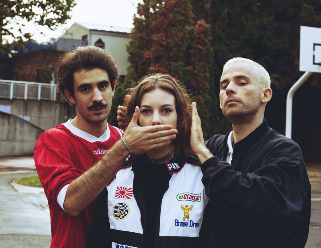 THÉRAPIE TAXI  by Julie Oona