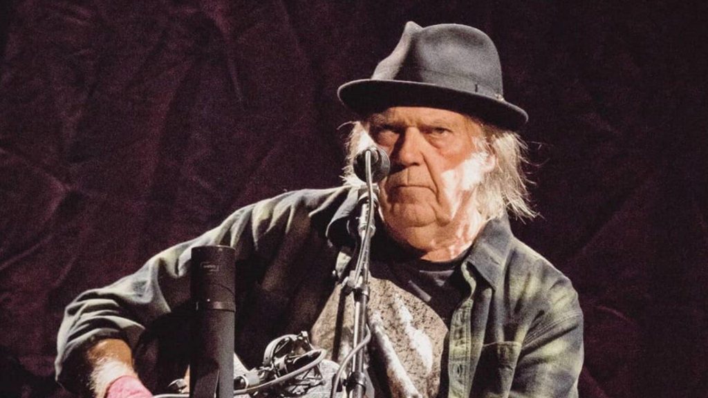 neil-young-