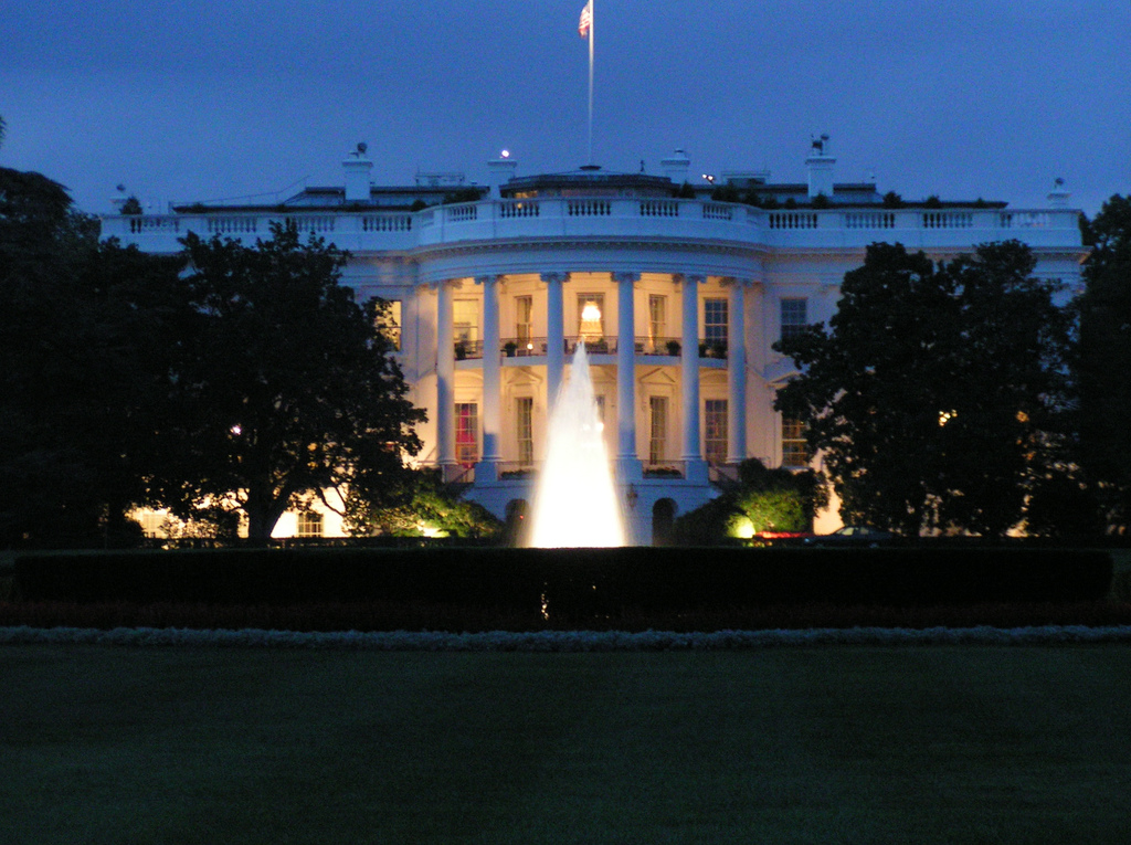 whitehouse-night
